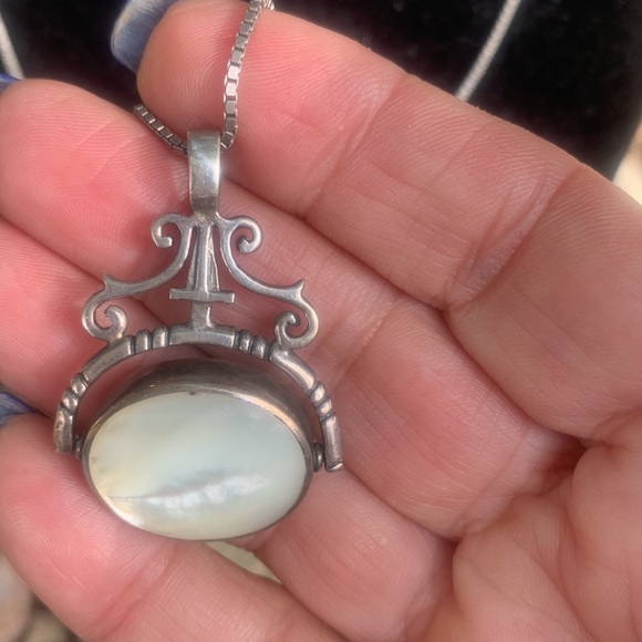 Reversible necklace - Picture 4 of 5